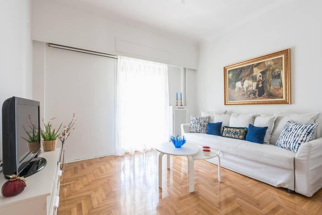 New! Bright & Remodeled 1Bed Apt 2Min Walk To Acropolis Athens Ngoại thất bức ảnh