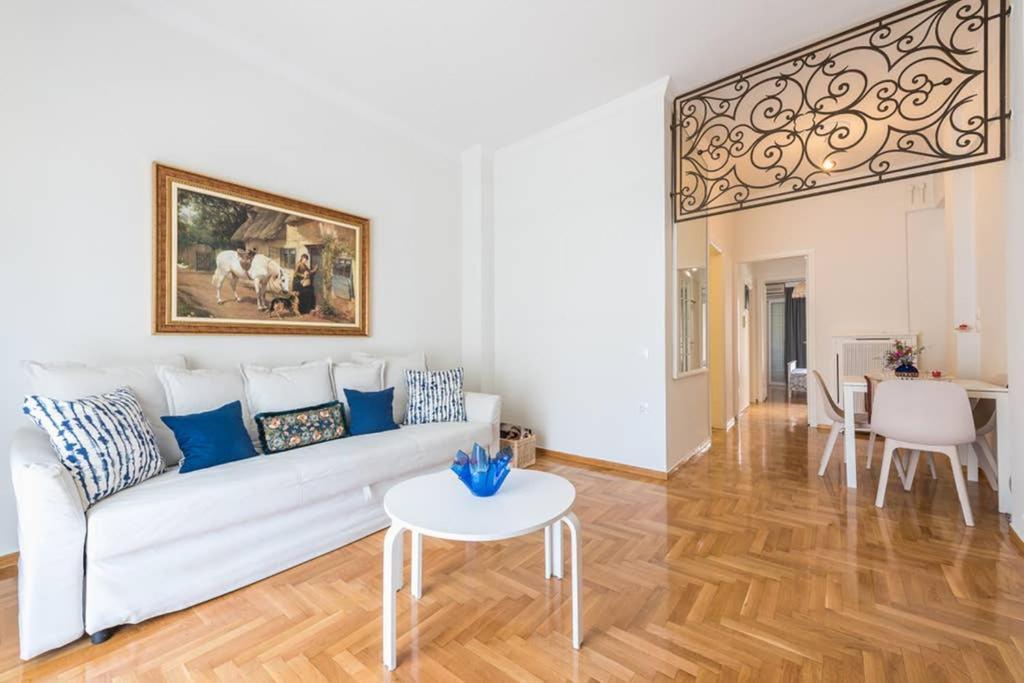 New! Bright & Remodeled 1Bed Apt 2Min Walk To Acropolis Athens Ngoại thất bức ảnh