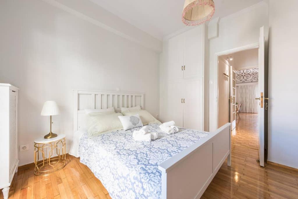 New! Bright & Remodeled 1Bed Apt 2Min Walk To Acropolis Athens Ngoại thất bức ảnh