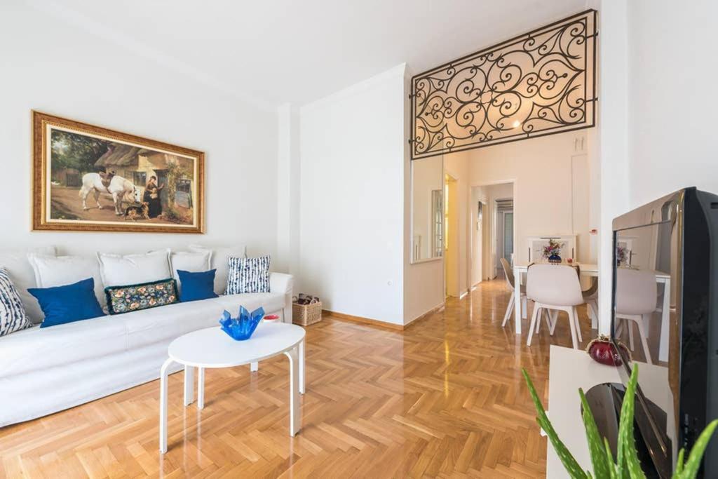 New! Bright & Remodeled 1Bed Apt 2Min Walk To Acropolis Athens Ngoại thất bức ảnh